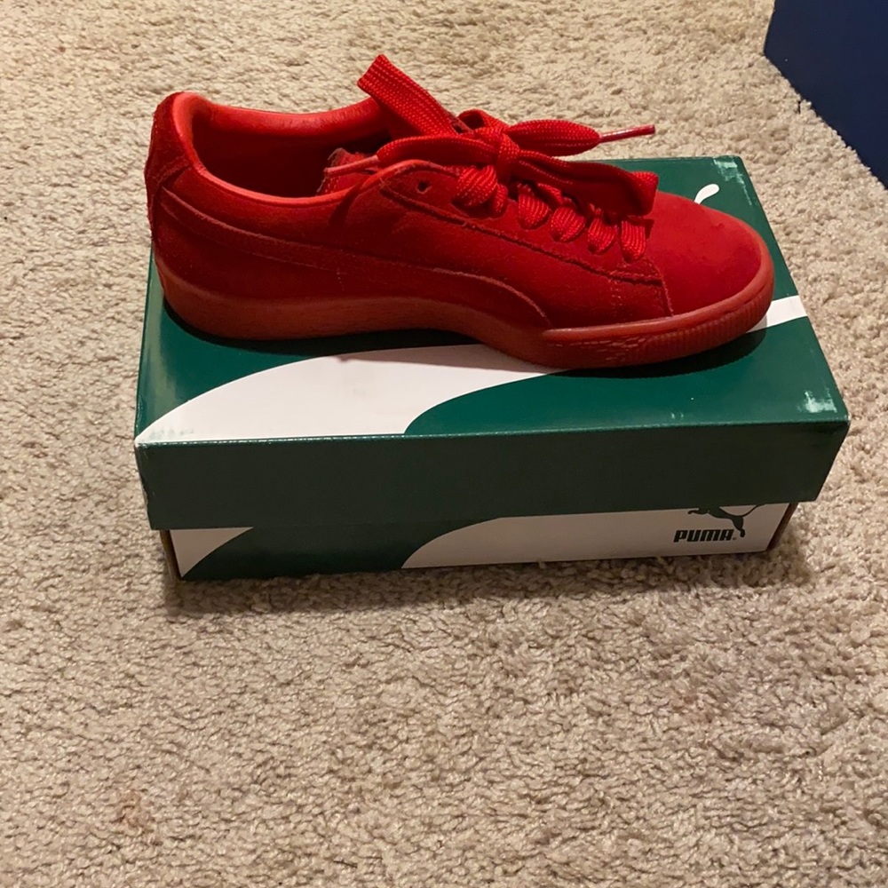 Red, Puma